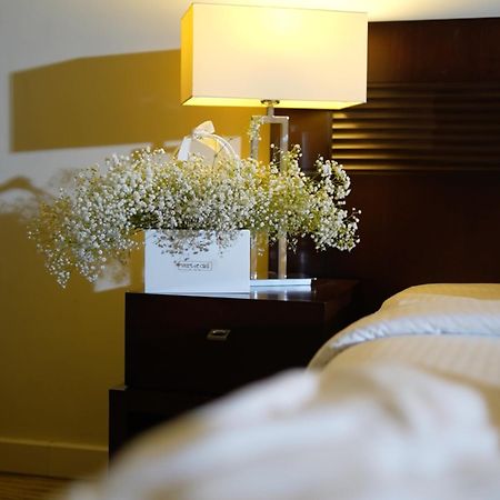 The Parisian Hotel เบรุต ภายนอก รูปภาพ