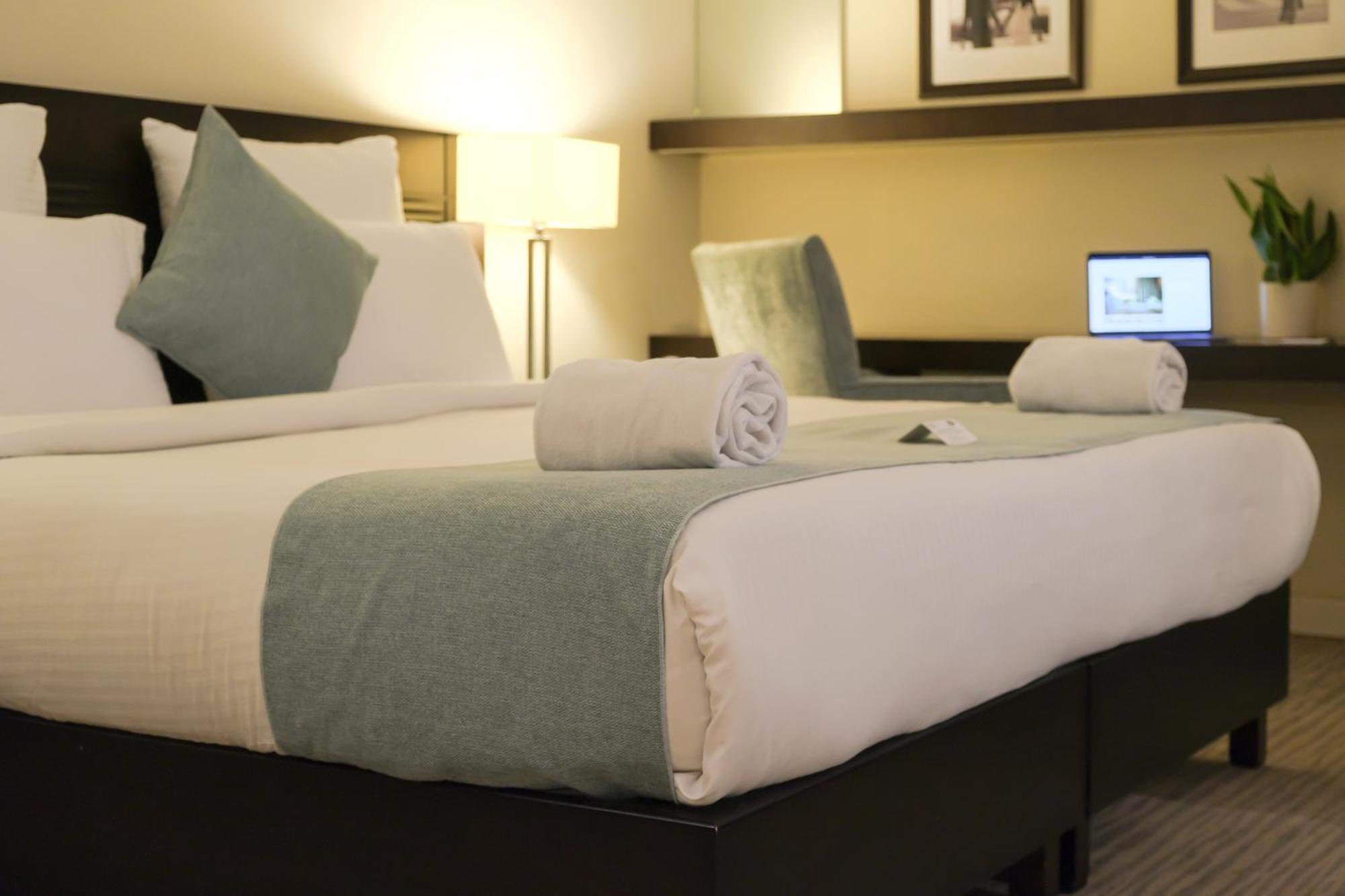 The Parisian Hotel เบรุต ภายนอก รูปภาพ