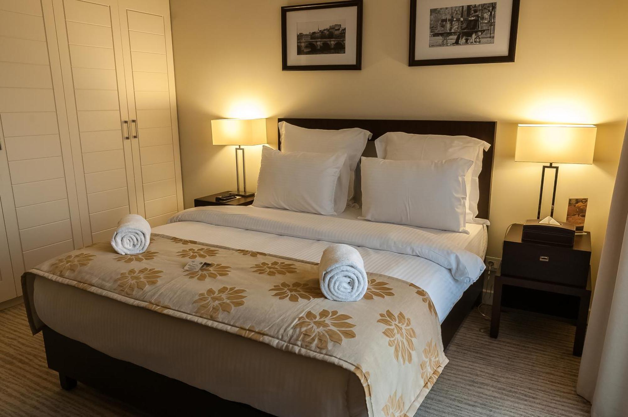 The Parisian Hotel เบรุต ภายนอก รูปภาพ